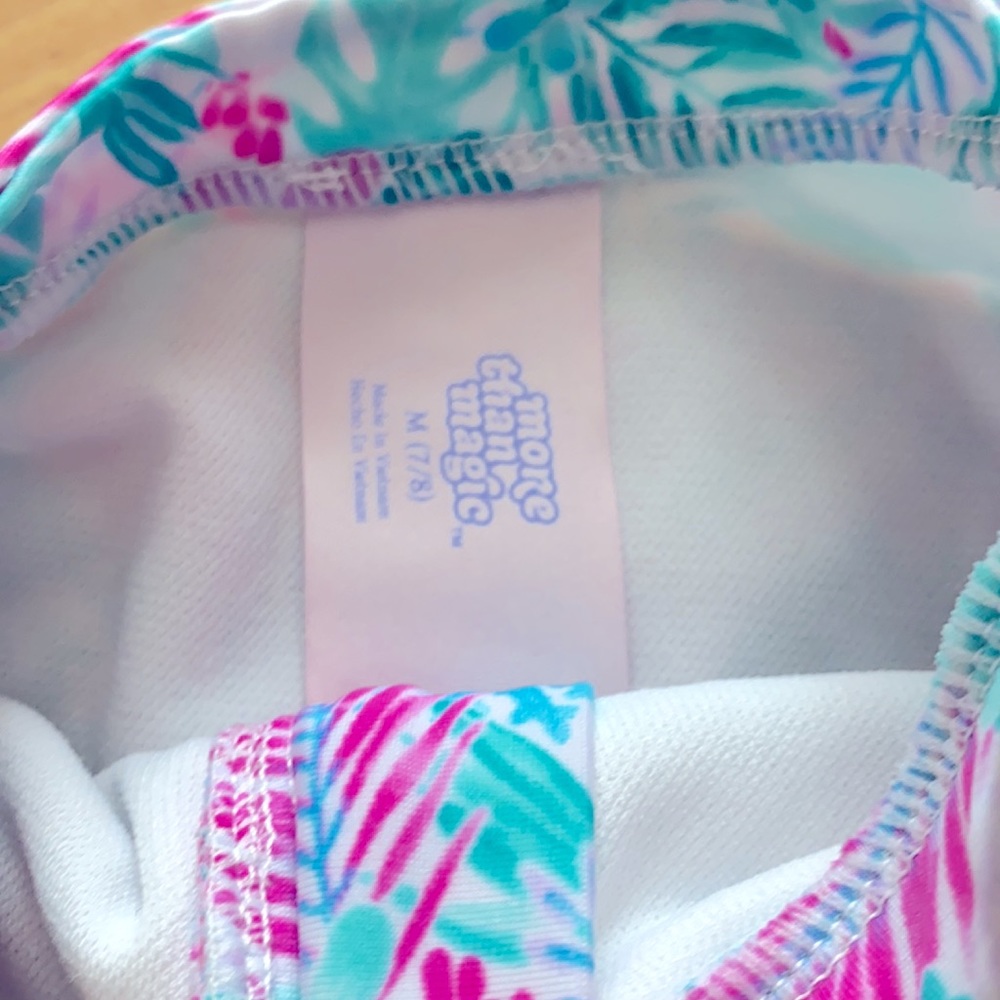 Bathing suit - Picture 2 of 2